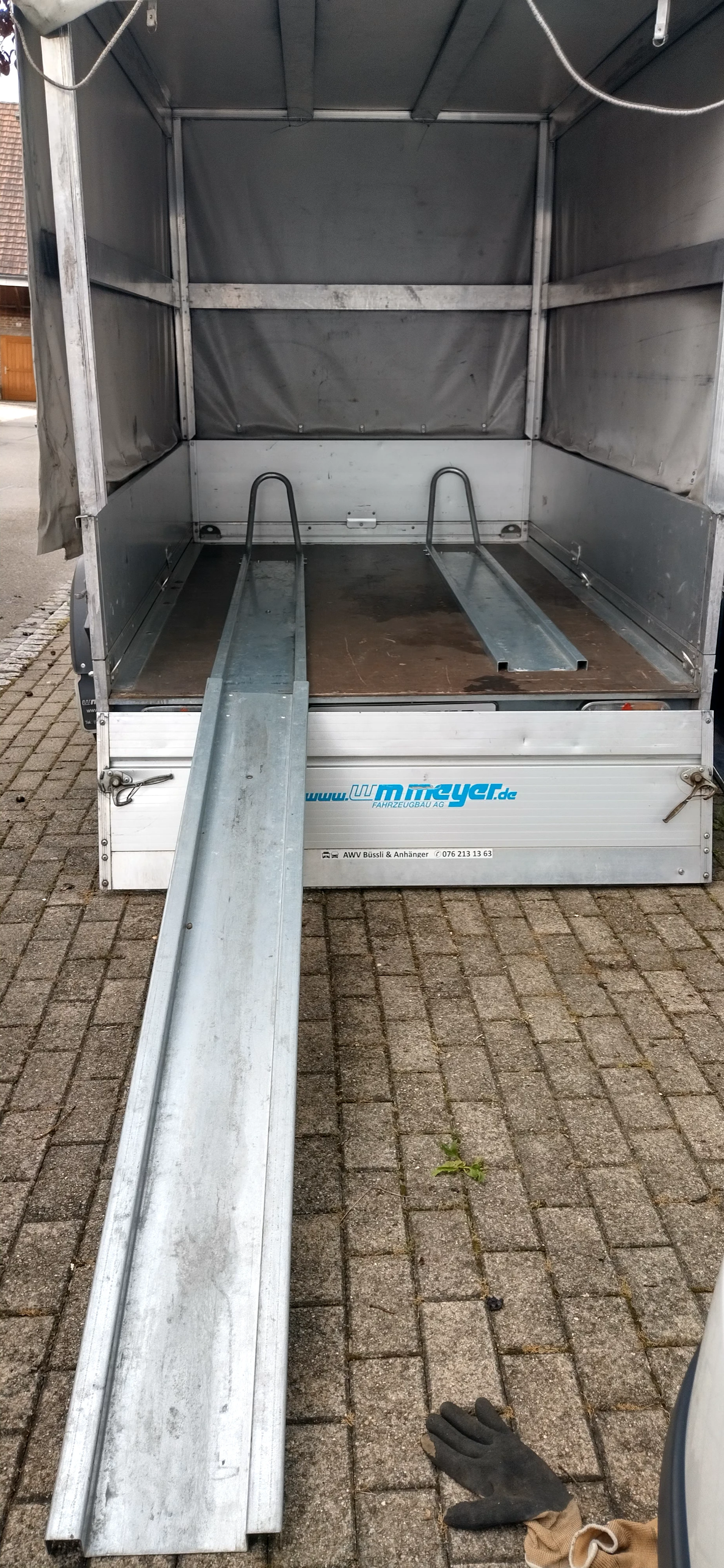 Motorradtransportanhänger mieten Zürich
